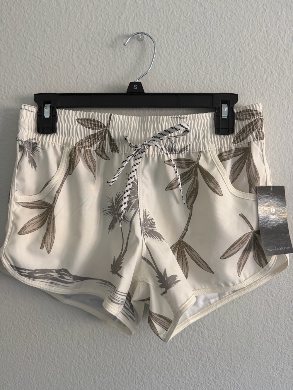 Favant NWT Cream Bamboo Hawaiian Palm-Print Surfing Board Shorts Size M